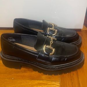 Chunky loafers